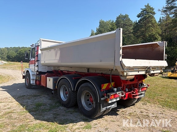 Lastväxlare V8 Scania 112 T Veteranlastbil 2 of 5