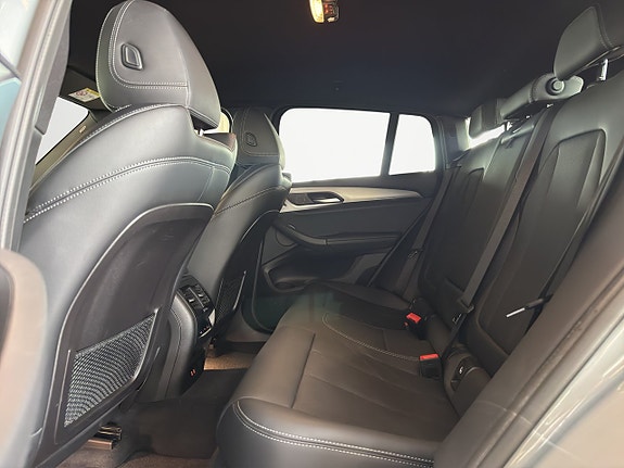 BMW X4 20 of 23
