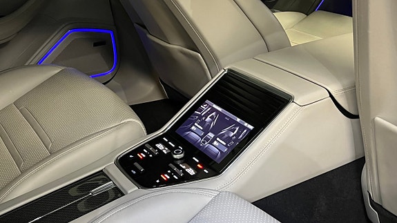 Porsche Panamera Turbo 19 of 22