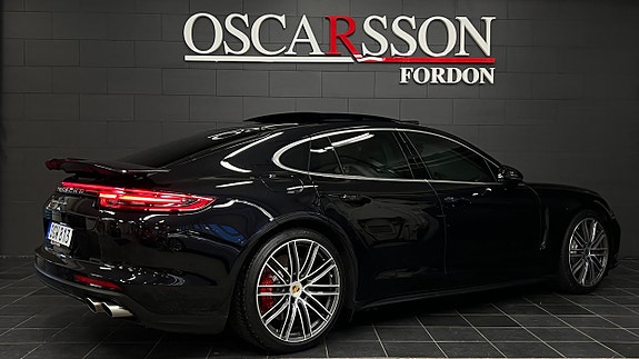 Porsche Panamera Turbo 4 of 22