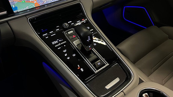Porsche Panamera Turbo 20 of 22