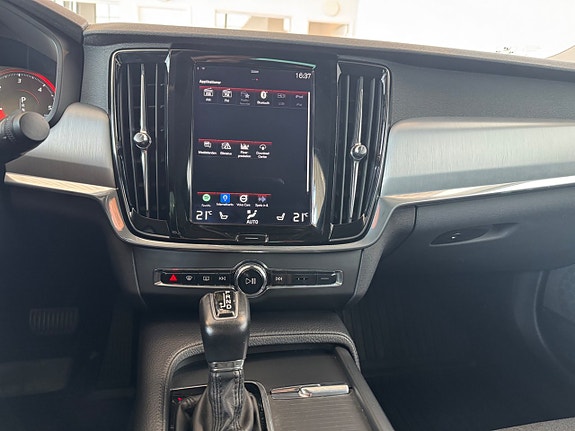 Volvo S90 10 of 10