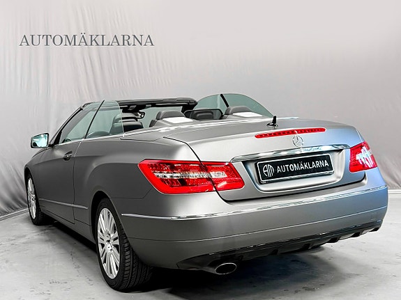 Mercedes-Benz E250 3 of 25