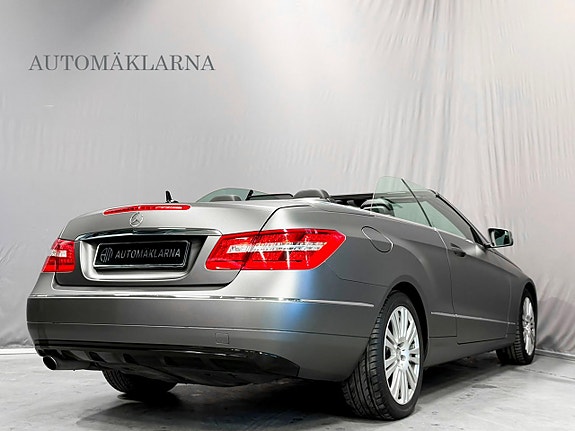 Mercedes-Benz E250 4 of 25