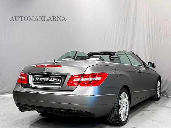 Mercedes-Benz E250 23 of 25
