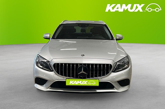 Mercedes-Benz C220 6 of 17