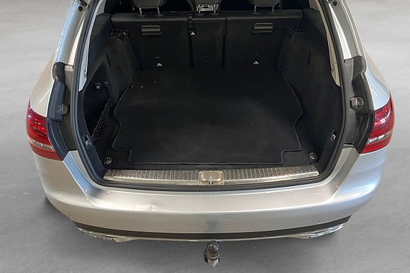 Mercedes-Benz C220 14 of 17