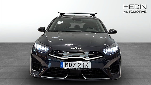 Kia Ceed 2 of 17