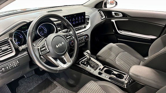 Kia Ceed 10 of 17