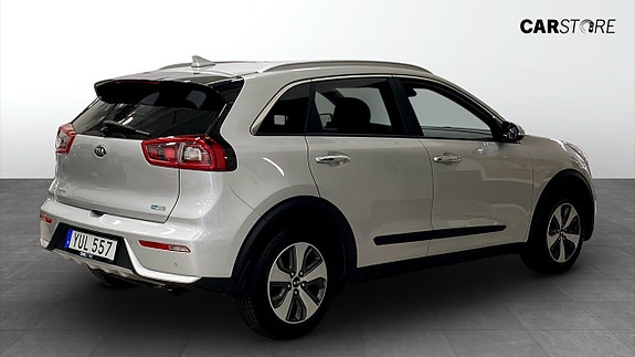 Kia Niro 2 of 5