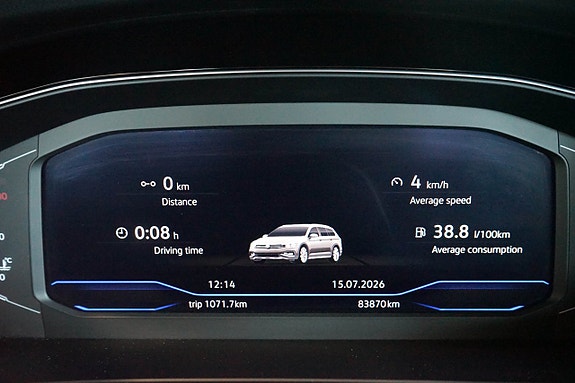 Volkswagen Passat Alltrack 17 of 30