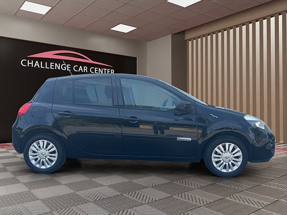 Renault Clio 6 of 19