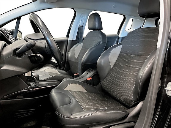 Peugeot 2008 4 of 22