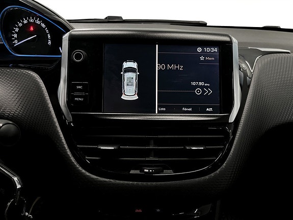 Peugeot 2008 10 of 22