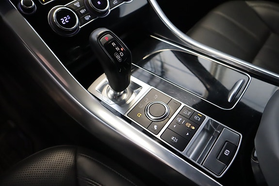 Land Rover Range Rover Sport 14 of 21