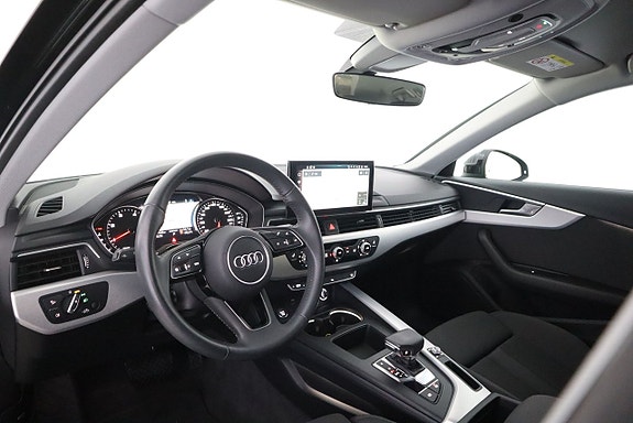 Audi A4 10 of 23