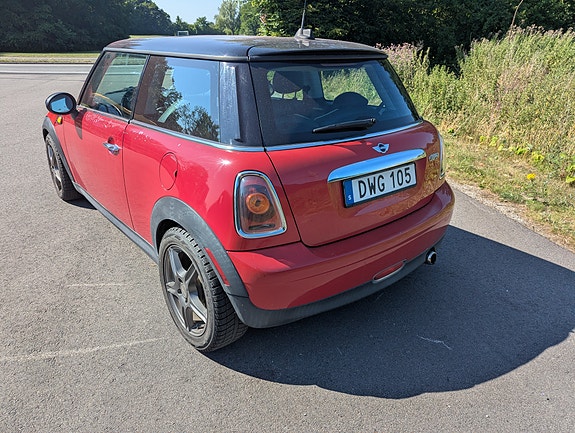 MINI Cooper 3 of 5
