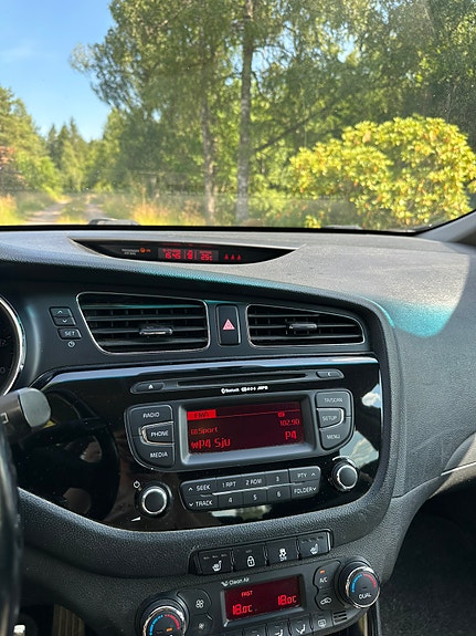 Kia Ceed 9 of 9