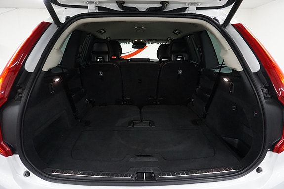 Volvo XC90 9 of 29