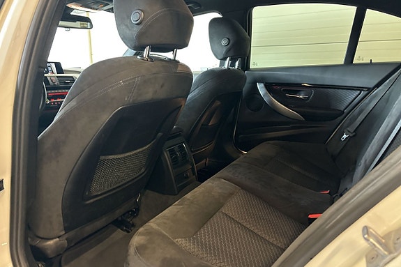 BMW 320d 19 of 27