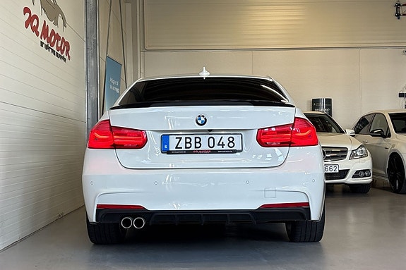 BMW 320d 10 of 27