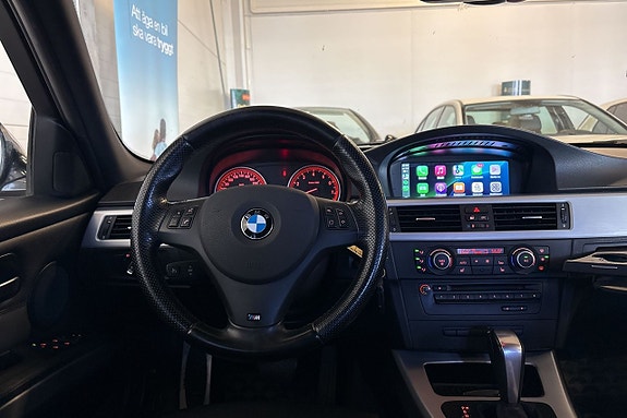 BMW 335i 16 of 21