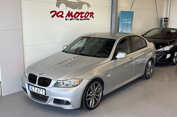 BMW 335i 2 of 21