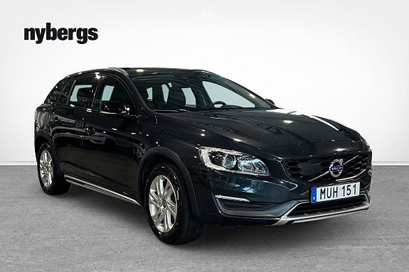 Volvo V60 Cross Country 5 of 5