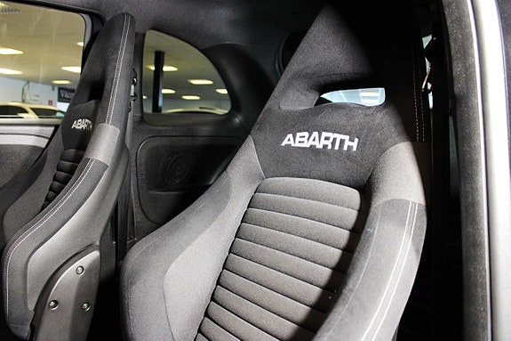 Abarth 595 17 of 25