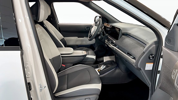 Kia EV3 3 of 12