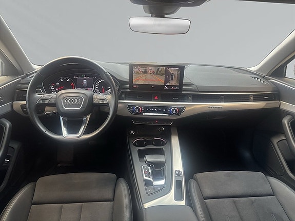 Audi A4 allroad 7 of 9
