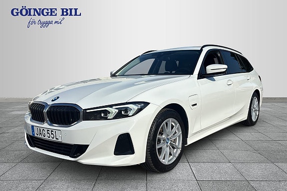 BMW 330e