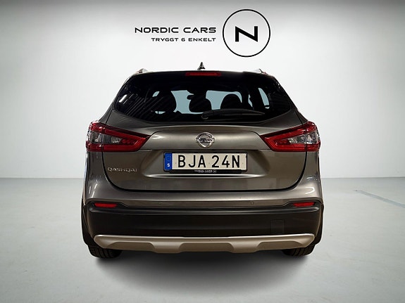 Nissan Qashqai 3 of 5
