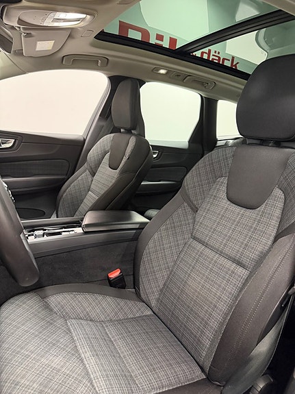 Volvo XC60 9 of 18