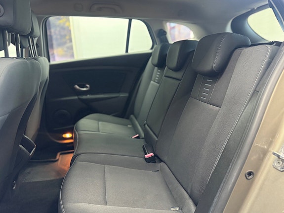 Renault Megane 6 of 12
