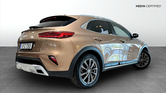 Kia XCeed 2 of 5