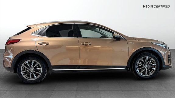 Kia XCeed 7 of 9