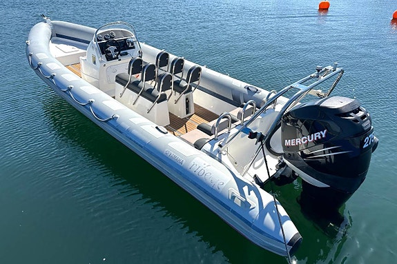 Ribeye s785 + Mercury Verado 275hk -2006 3 of 12