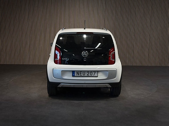 Volkswagen Up! Cross 5 of 5