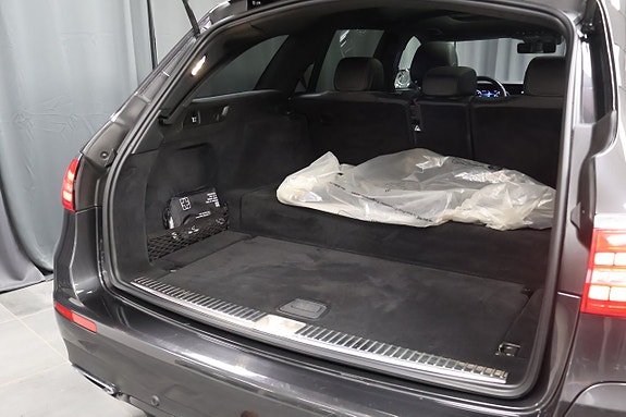 Mercedes-Benz E300 de 11 of 29