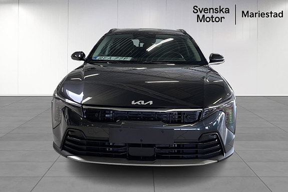Kia K4 2 of 17