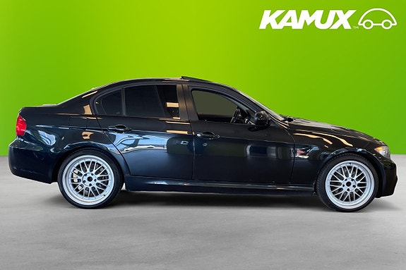BMW 320 2 of 26