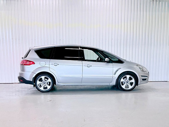 Ford S-MAX 2 of 5