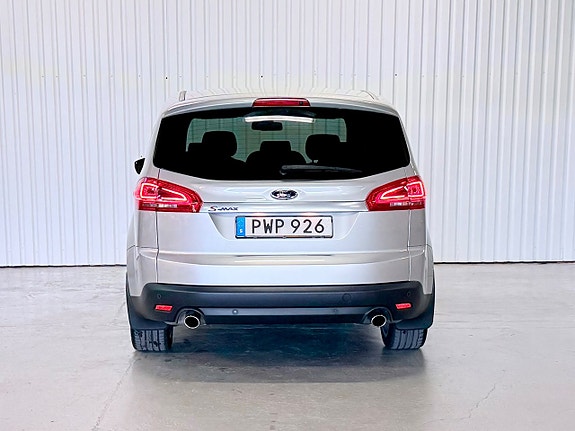 Ford S-MAX 4 of 5