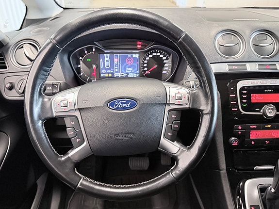 Ford S-MAX 17 of 18