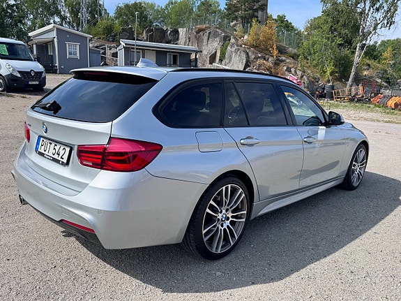 BMW 320d 11 of 24
