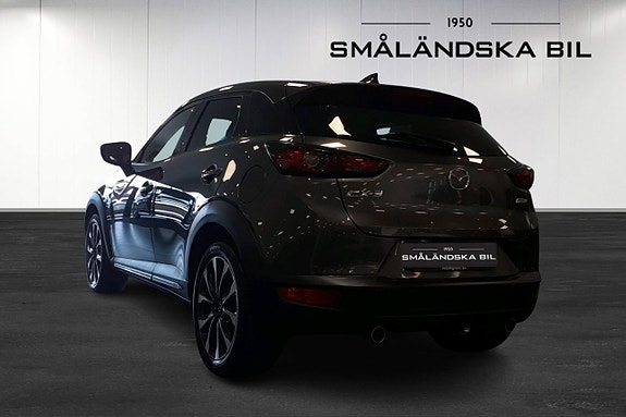 Mazda CX-3 3 of 5