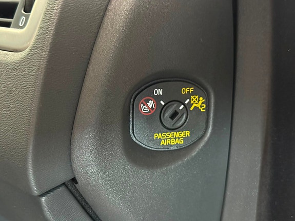 Volvo V70 9 of 25