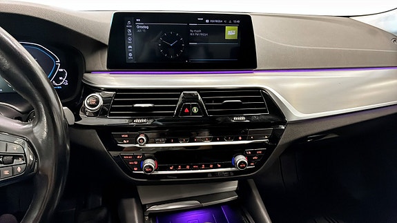 BMW 530e 12 of 16