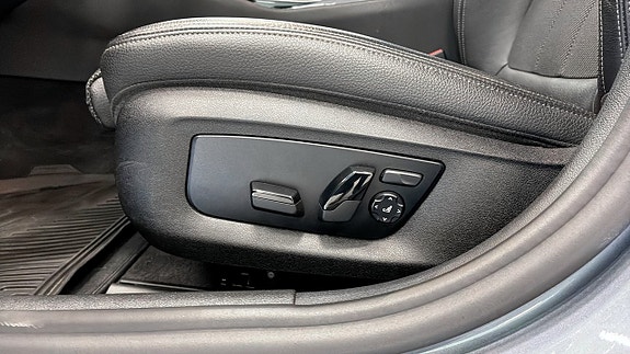 BMW 530e 16 of 16